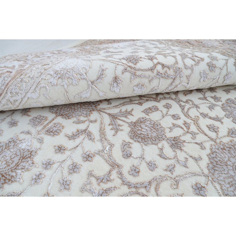 Oriental Area Rug, Rectangle 4' x 6'
