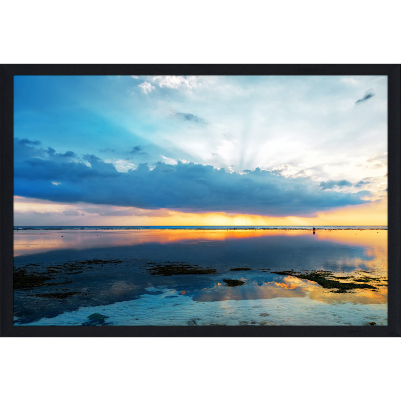 « ocean réflexions », reproduction de photo encadrée, H 35,5 po x l 51,5 po x P 0,75 po