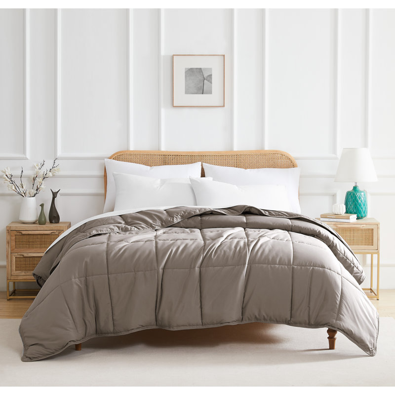 Southshore Fine Linens Vilano Down Alternative Comforter, 240 GSM Double-Brushed Microfiber Oversized All-Season Comforter with Box Stitching, Piped Edges and Corner Tabs, King/California King, Dark Taupe