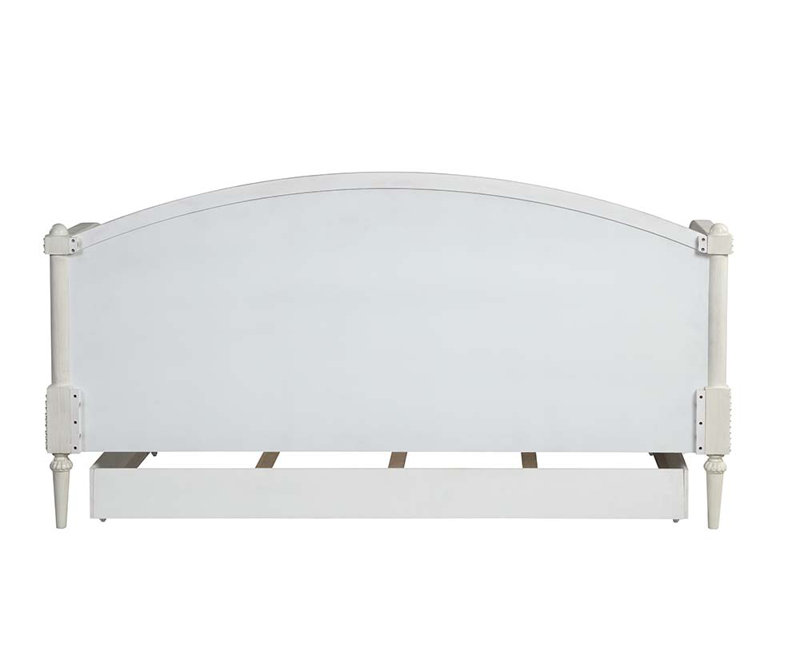 Aaeedah Daybed