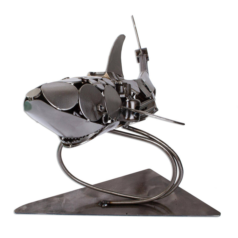 Sculpture Rosecliff Shark