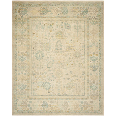 Akachi Hand Knotted Wool Oriental Rug