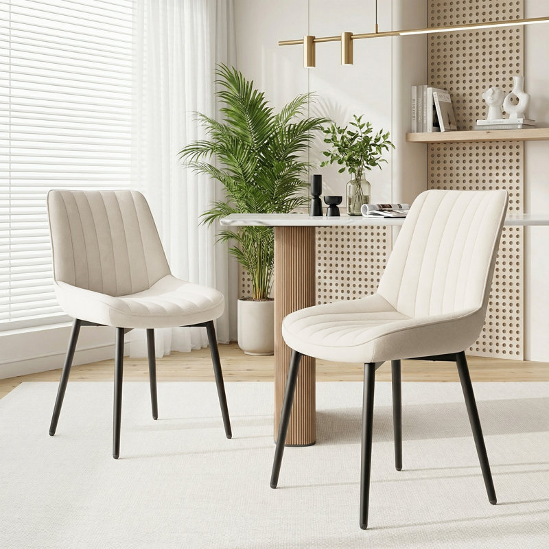 Chaise de salle à manger moderne rembourrée avec dossier capitonné et pieds en métal pour cuisine et salle à manger, Beige