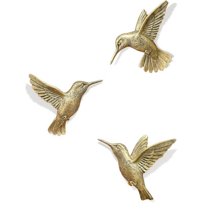 3D Hummingbird Wall Decor Set - Brass Resin Bird Wall Decor for Living Room, Bedroom and Gallery Walls - Vintage Gold - Set of 3