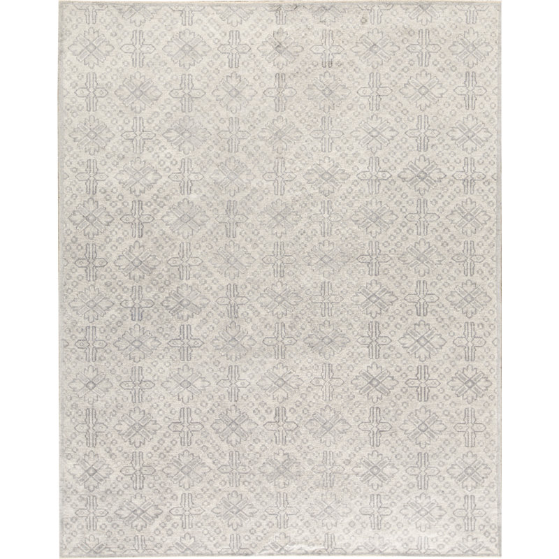 Geometric Area Rug in Silver