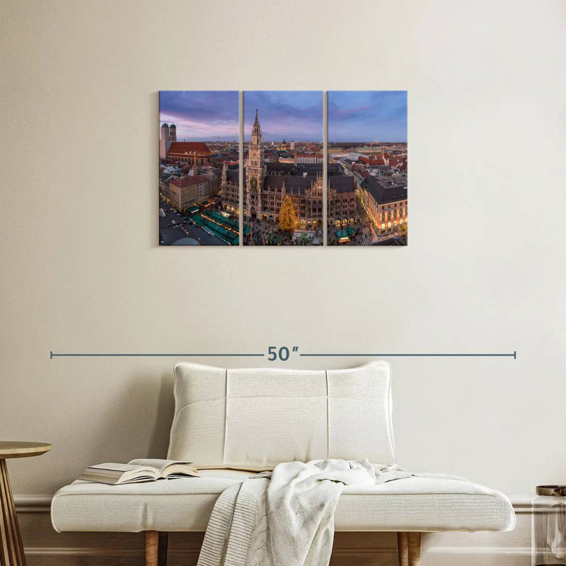 Rorry Munich City Center, 20" H x 33" W