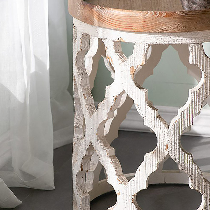 Table de bout, table d'appoint