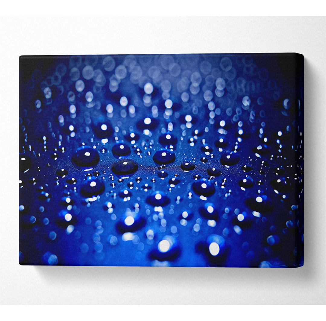 Drops On Blue - Kunstdrucke auf Segeltuch