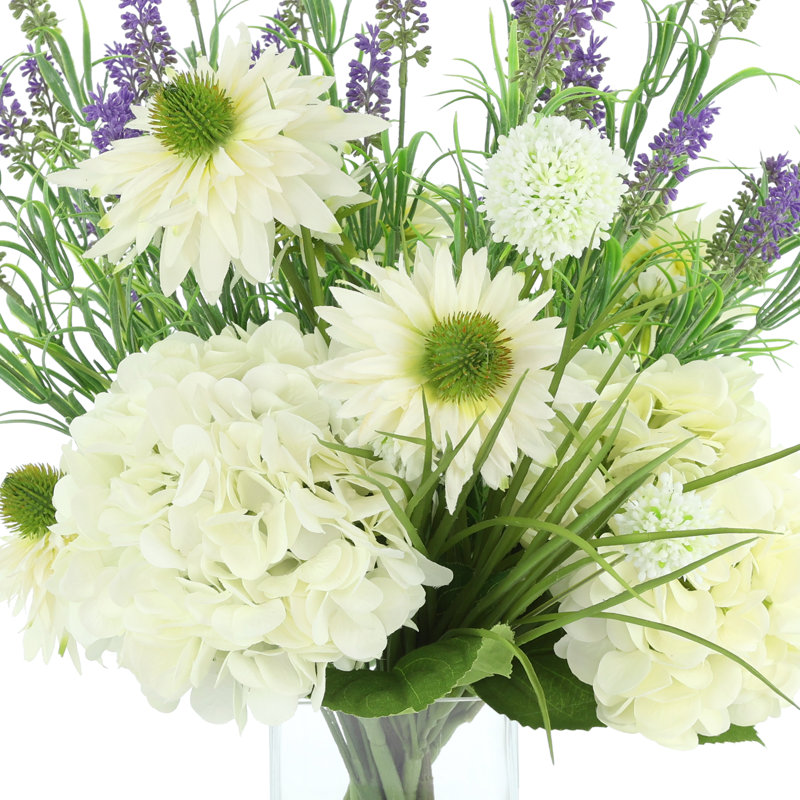 Arrangement marguerite avec allium et lavande