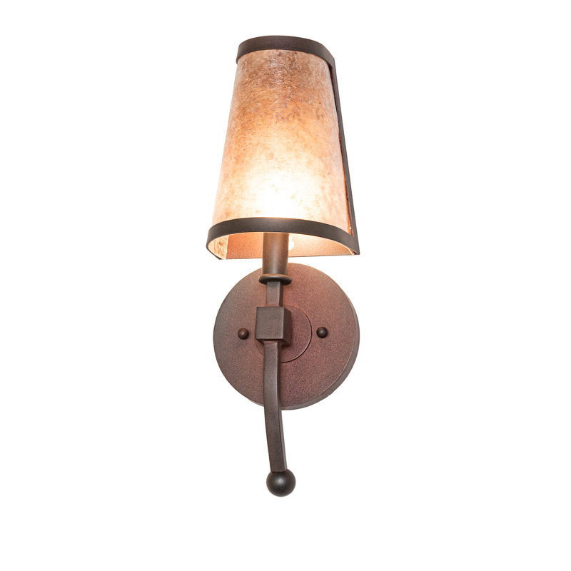 2 - Light Wallchier