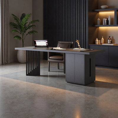 Bureau italien moderne