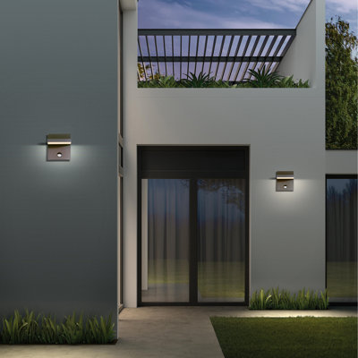 Luminaire d'extérieur moderne à détecteur de mouvement pour la maison DEL Luminaire d'extérieur moderne avec tête de lampe rotative imperméable Alumunum noir pour la terrasse du garage, 3000K