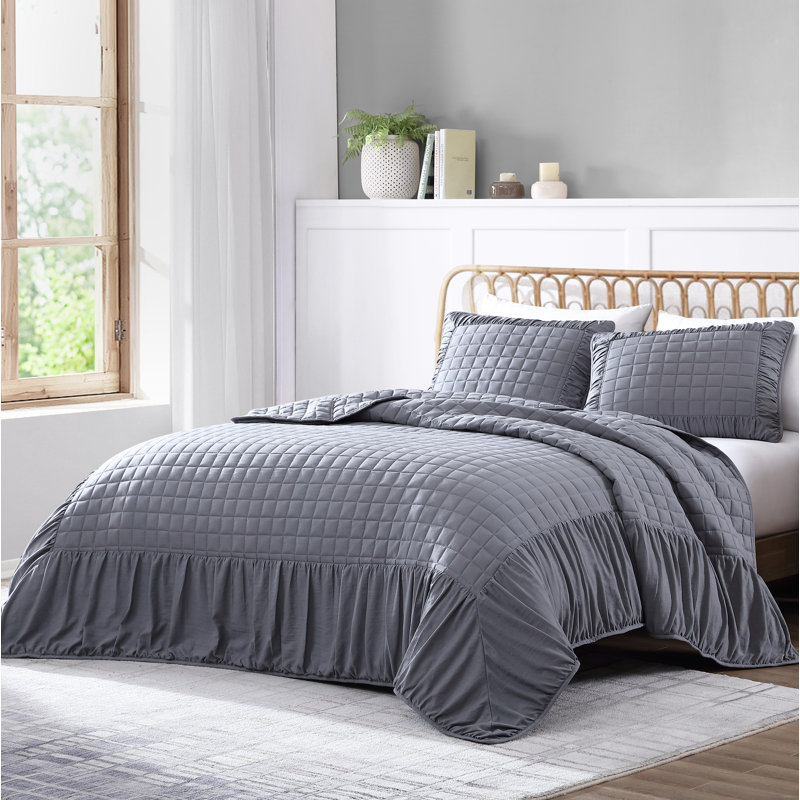 Cedra Quilt Collection Traditional Polyester Quilt, Charcoal, Queen Quilt + 2 Shams