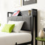 Lit simple avec structure solide, tête de lit avec rangement - amplement sous l'espace, structure en tissu extra-stable et respirante