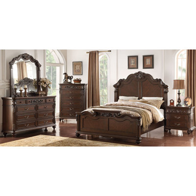 Aichele 5 Piece Bedroom Set