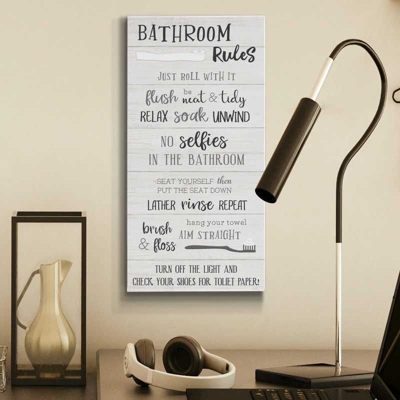 «Bathroom Rules», art textuel sur toile tendue, H 16 po x l 8 po x P 1 po