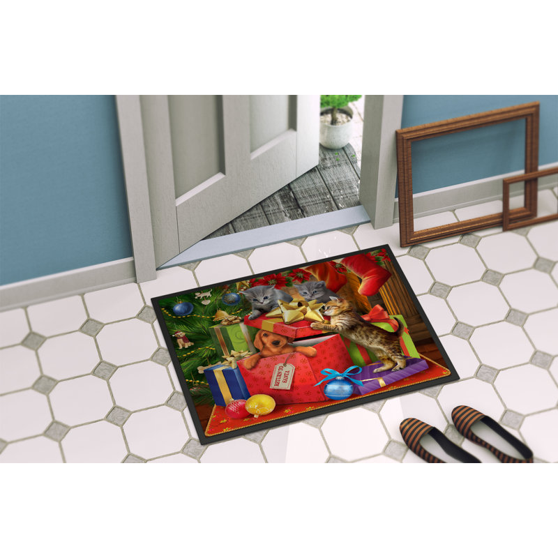 Benja Non-Slip Christmas Outdoor Doormat, Rectangle 1'6" x 2'3"