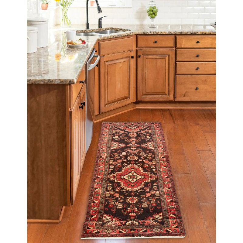 Andelz Black Rug 3'2" x 9'10"