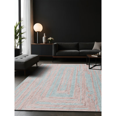 Tapis gris soyeux et moelleux