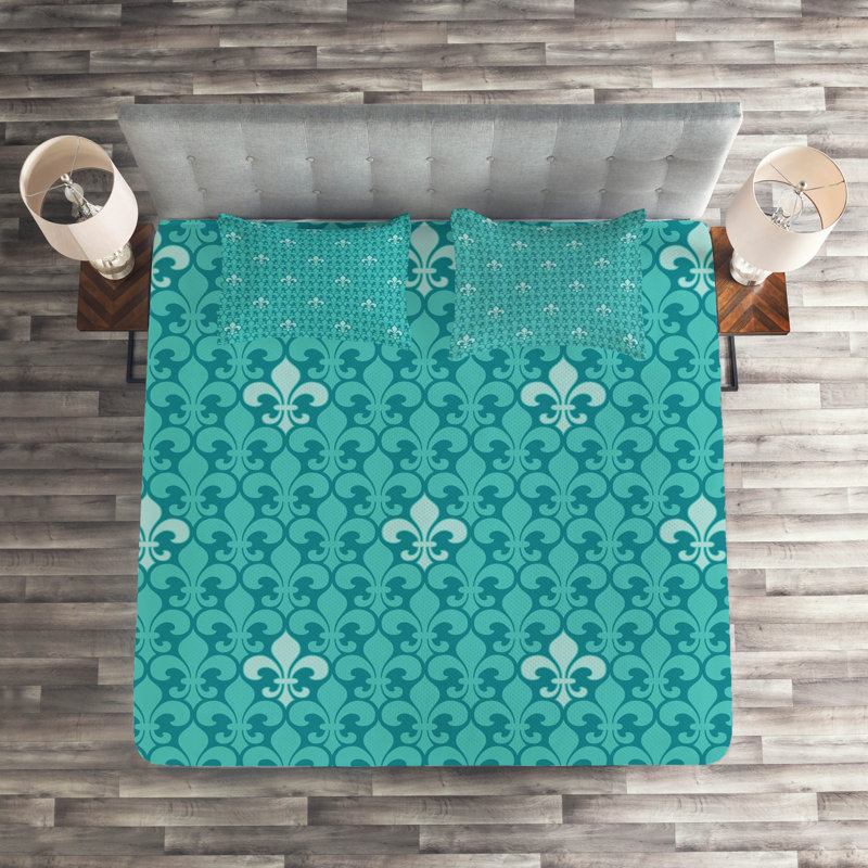 Eclectic Polyester Coverlet, King Bedspread + 2 Standard Shams, Blue/Orange Chevron/Zig Zag