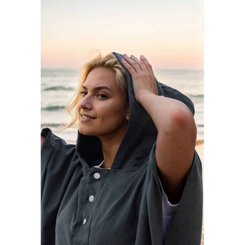 Tirrinia BR Ultra Light Ribbed Beach Towel, Black