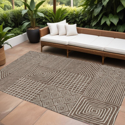 Tapis intérieur lavable à motif géométrique 9 pi x 12 pi brun