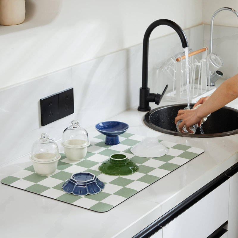 Tapis de séchage à carreaux pour comptoir de cuisine, bar à café, accessoires de station de café, tapis de séchage esthétique et mignonne rétro facile à nettoyer, vert sauge 12 po x 19 po