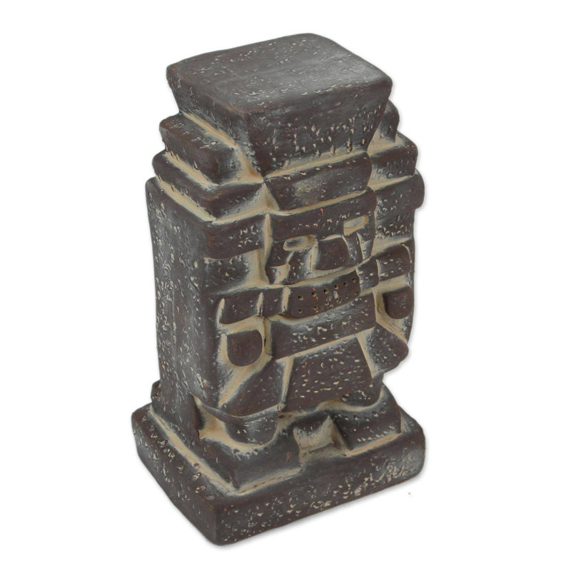 Sculpture tlaloc Kernville