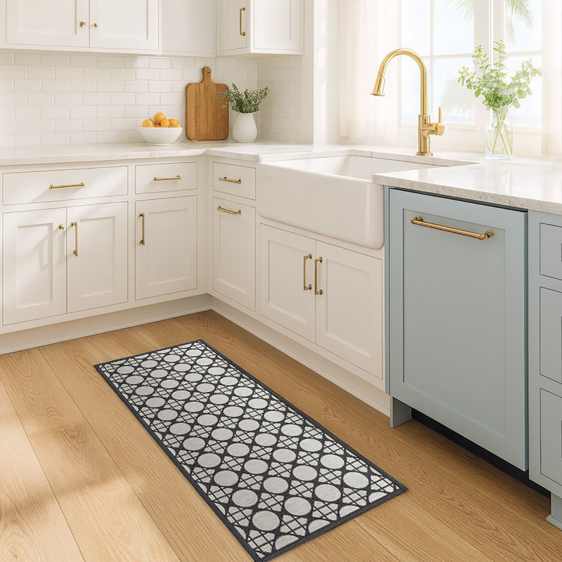Tapis de couloir de cuisine gris 20 x 48, Gris / noir géométrique, Tapis de couloir 1 pi 8 po x 4 po