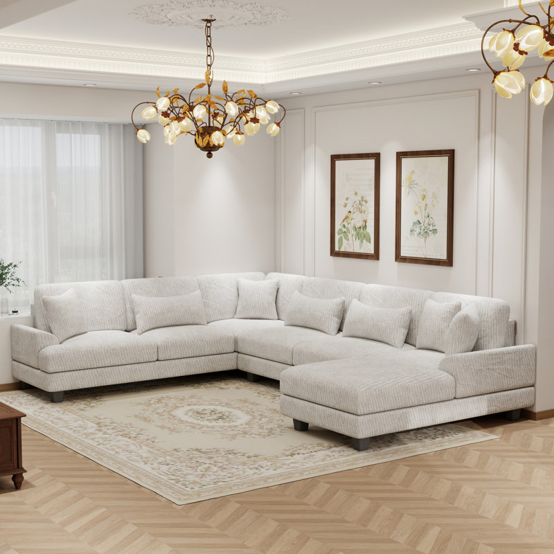Canapé modulaire surdimensionné en U de 129 pouces en beige moderne avec revêtement doux et méridienne pour le salon.