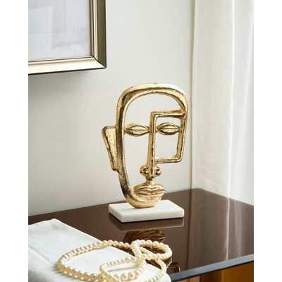 Statue