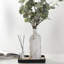 Vase en céramique blanc 12 "avec 3 pièces d'eucalyptus artificiel, vase rustique décor maison de campagne pour salon, cuisine, chambre à coucher, salle de bain, vase en céramique terre cuite à col étroit