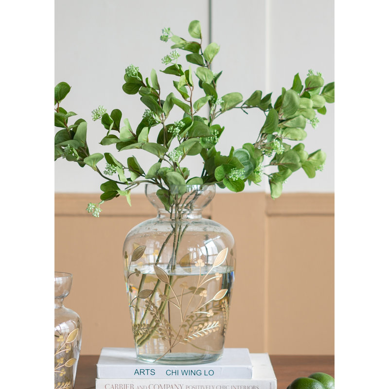 Vase au design contemporain, H 12,6 po x l 7,9 po x P 7,9 po