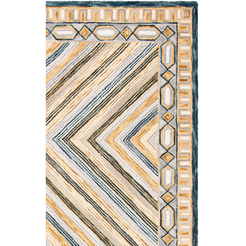 Seidl Hand Tufted Geometric Indoor/Outdoor Rug, Rectangle 2'3" x 4'