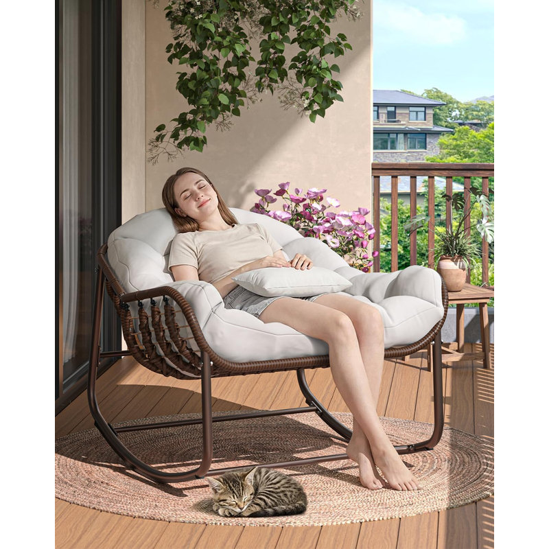 Outdoor Lounge Chair, White