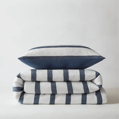 2-Piece Twin/Twin XL Yarn-dyed striped comforter