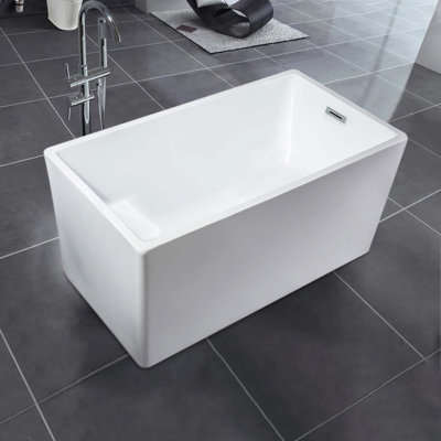 Baignoire de trempage rectangulaire autoportante 47 po