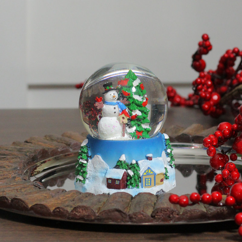 Boule à neige 4,75 "bonhomme de neige avec cardinaux