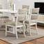 2 chaises d'appoint de salle à manger de style campagne moderne - structure en bois blanc antique, siège rembourré gris clair