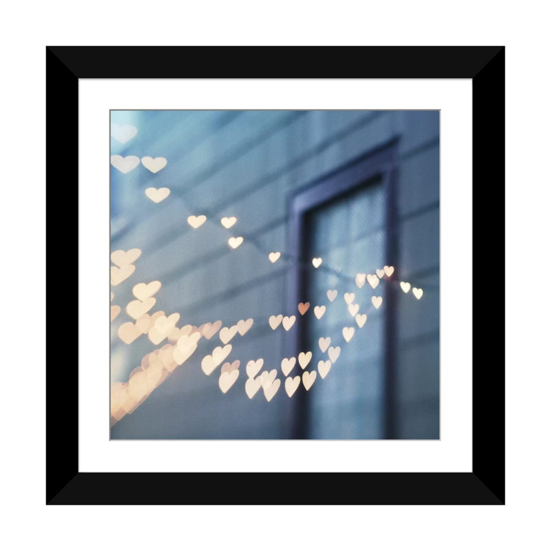 « waiting for romeo », reproduction de photo sur toile tendue, H 24 po x l 24 po x P 1 po, Papier d'art encadré noir, Blanc