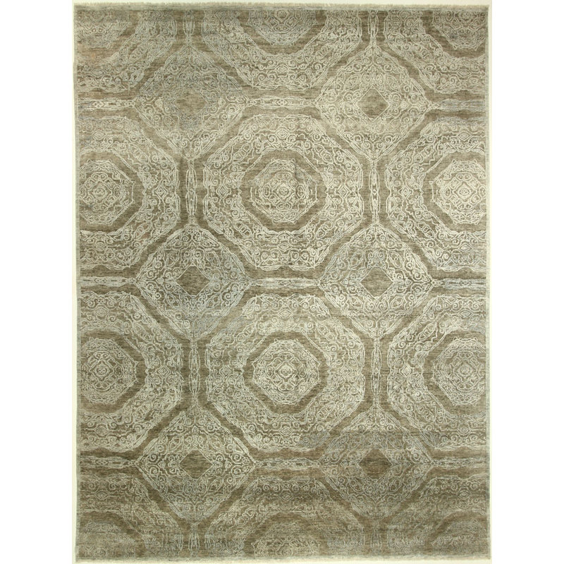 Geometric Area Rug in Ivory/Beige