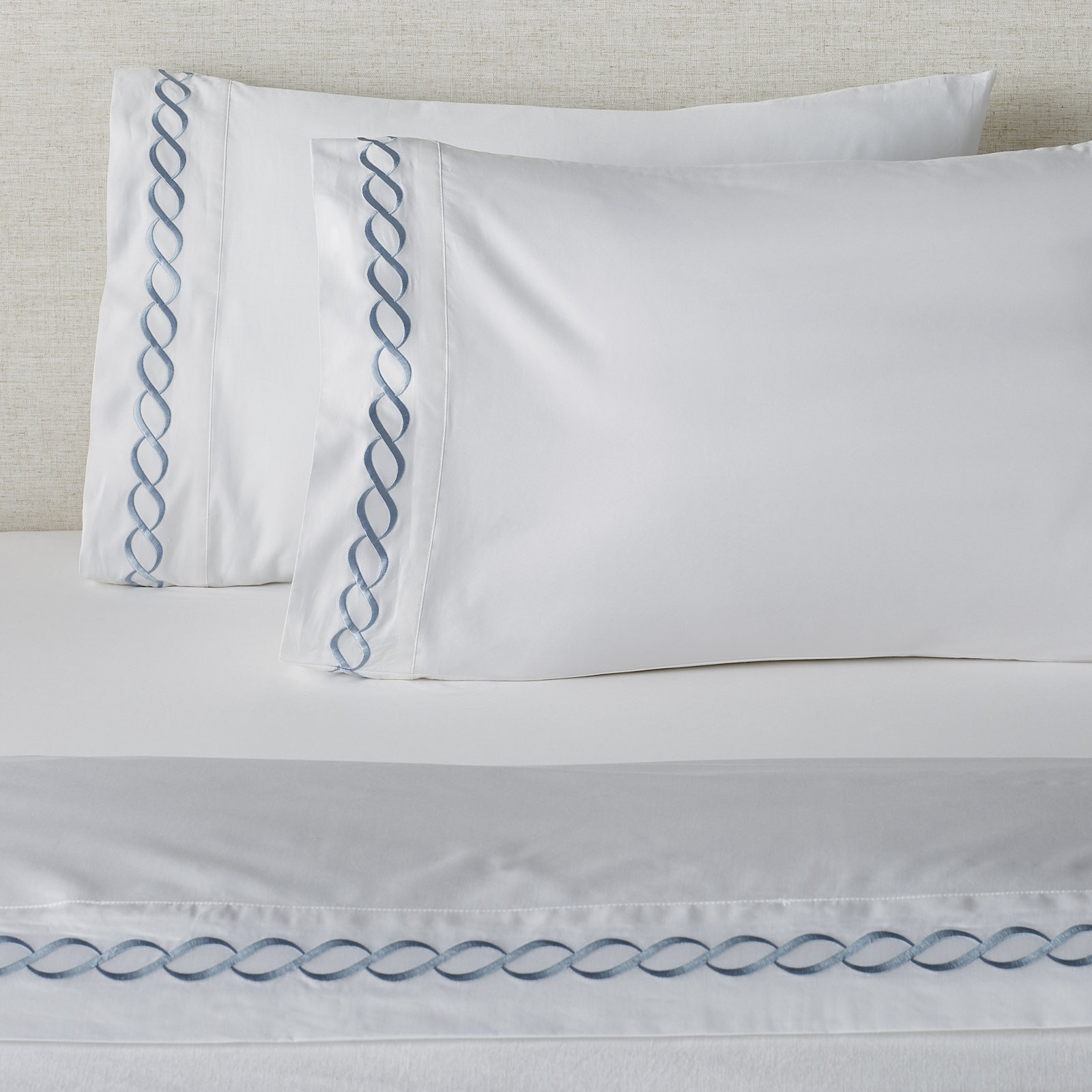 Barden Cotton Sheet Set, Queen Sheet Set with 2 Pillowcases, Blue/White