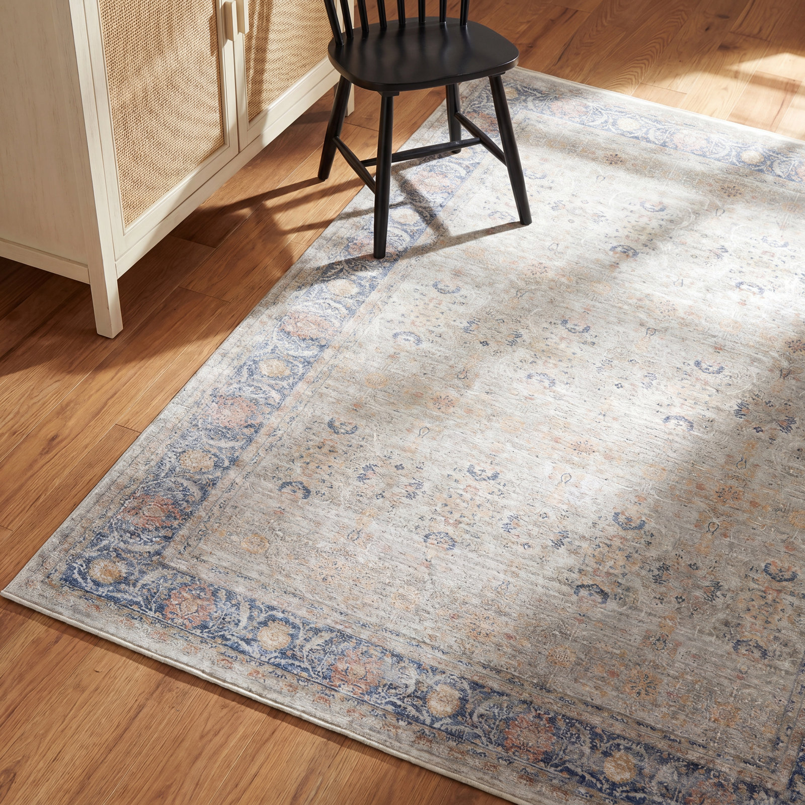 Tabitha Gray Blue Oriental Rug, Rectangle 5'3" x 7'3"