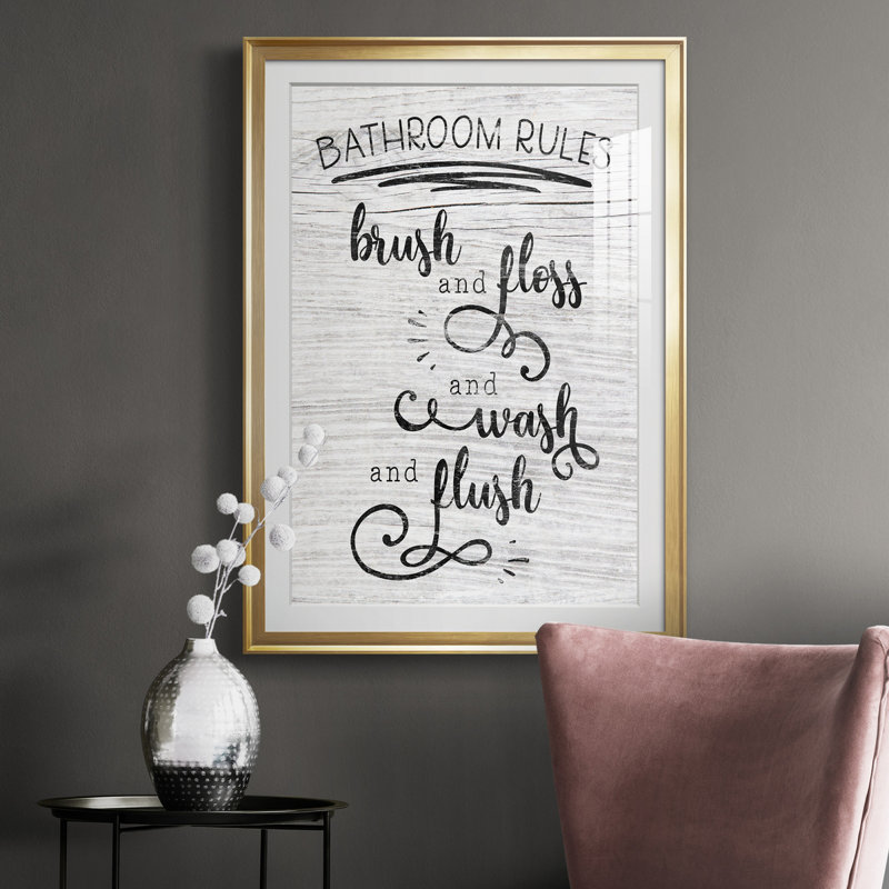 «Bathroom Rules», reproduction encadrée de qualité supérieure - prête à être accrochée, Or, H 26,5 po x l 36,5 po x P 1,5 po