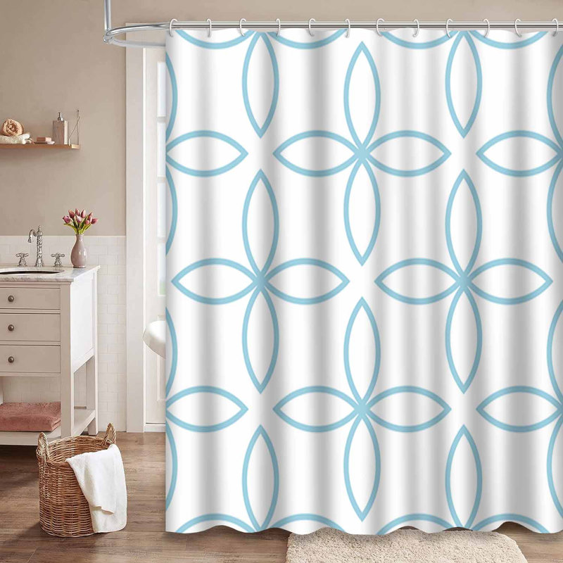 Rideau de douche blanc à motif géométrique bleu marine avec 12 crochets, L 72 po x l 84 po