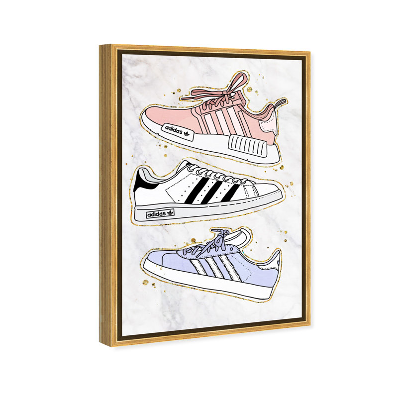 Espadrilles pastel - impression sur toile, H 24 po x l 16 po, Cadre flottant doré