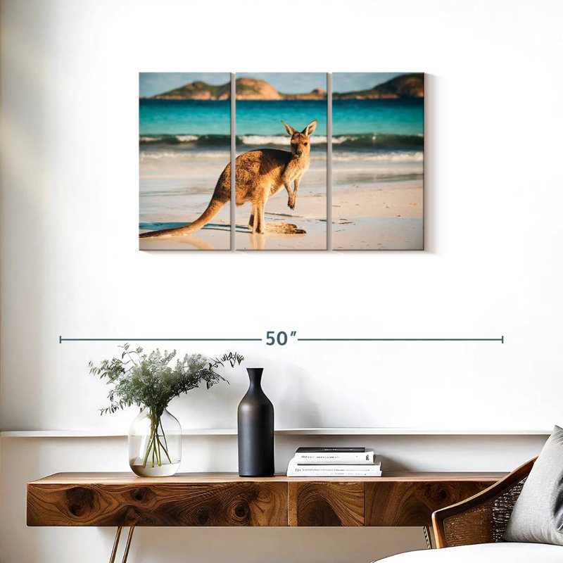 Brampt Beach Kangaroo, 20" H x 33" W