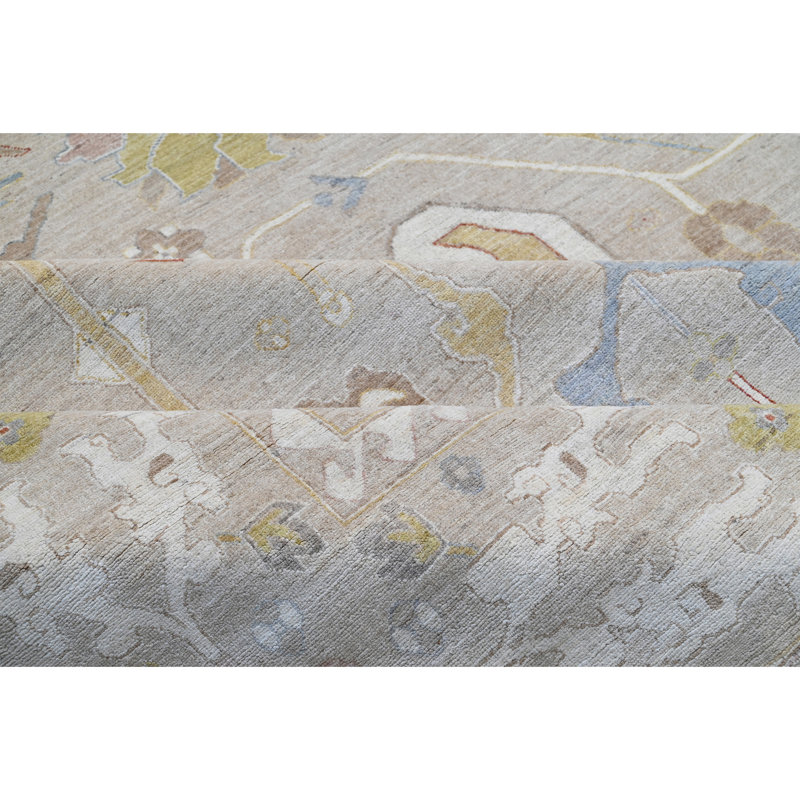 Tapis beige noué à la main de haute qualité