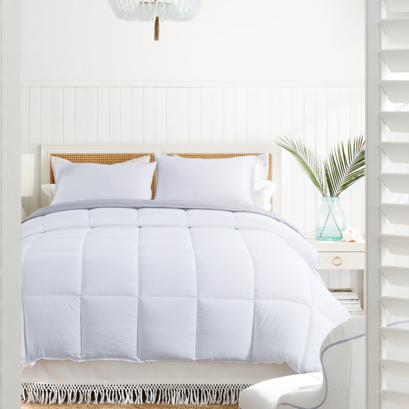 All Season Quilted Comforter-Cozy Soft Washed Microfiber Down Alternative Duvet-Machine Washable, King Comforter, White