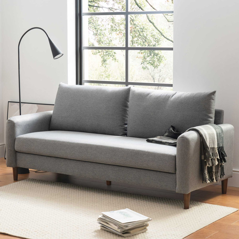Canapé à accoudoirs courbés avec pieds en bois massif Meule MAE de style Mid-Century moderne gris clair